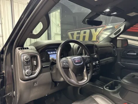 More photos of 2022 GMC Sierra 1500 Limited AT4 at Seay Motors, KY