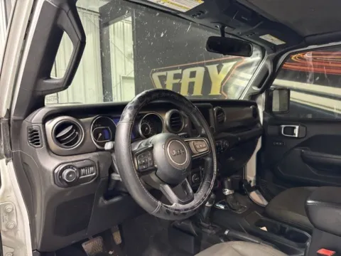 More photos of 2019 Jeep Wrangler Unlimited Sport S at Seay Motors, KY