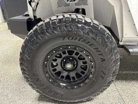 More photos of 2019 Jeep Wrangler Unlimited Sport S at Seay Motors, KY