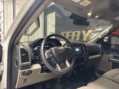 More photos of 2017 Ford F-150 XLT at Seay Motors, KY