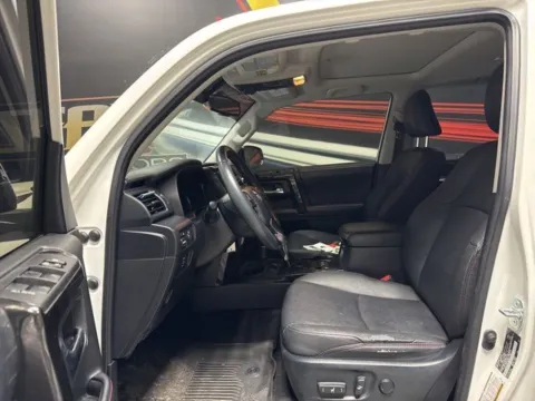 More photos of 2019 Toyota 4Runner TRD Off-Road Premium at Seay Motors, KY