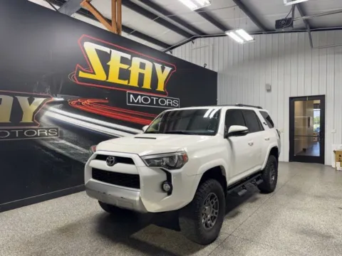 White 2019 Toyota 4Runner TRD Off-Road Premium for sale in Mayfield, KY
