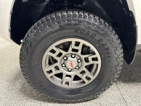 More photos of 2019 Toyota 4Runner TRD Off-Road Premium at Seay Motors, KY