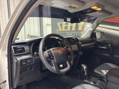 More photos of 2019 Toyota 4Runner TRD Off-Road Premium at Seay Motors, KY