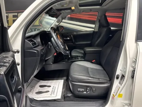 More photos of 2019 Toyota 4Runner TRD Off-Road Premium at Seay Motors, KY