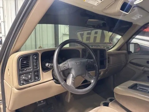More photos of 2006 GMC Sierra 1500 SLE1 at Seay Motors, KY