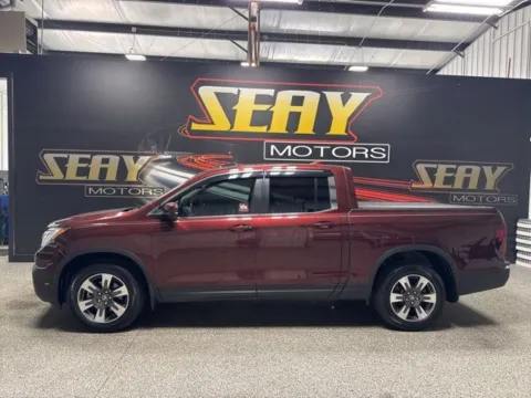 Another view of 2019 Honda Ridgeline RTL-T for sale in Mayfield, KY at Seay Motors
