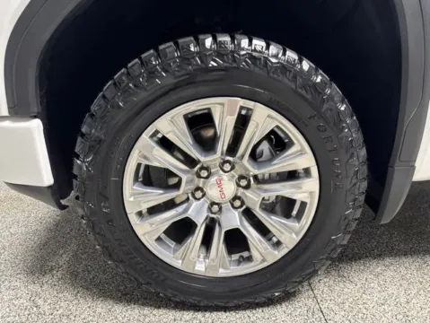 More photos of 2021 GMC Sierra 1500 Denali at Seay Motors, KY