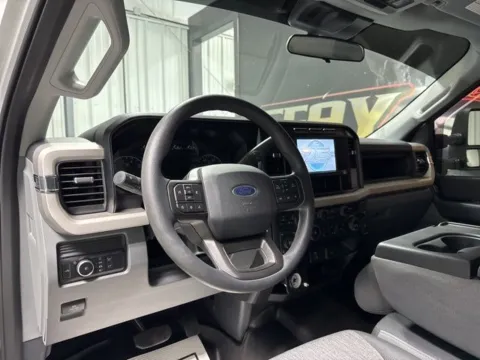 More photos of 2023 Ford F-250SD XL at Seay Motors, KY