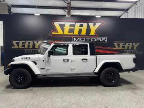 Photos of 2023 Jeep Gladiator Willys for sale in Mayfield, KY at Seay Motors