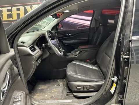 More photos of 2018 GMC Acadia SLT-1 at Seay Motors, KY