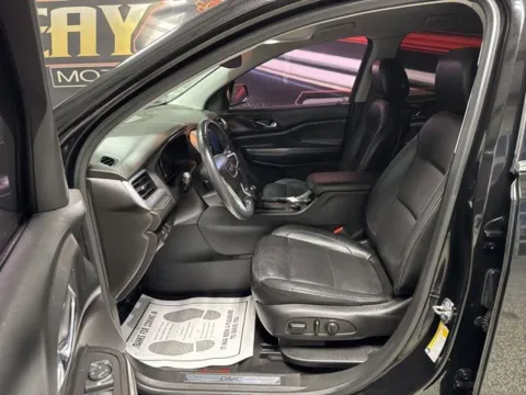 More photos of 2018 GMC Acadia SLT-1 at Seay Motors, KY