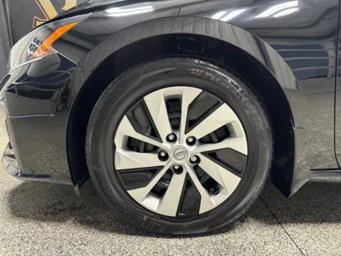 More photos of 2023 Nissan Altima 2.5 S at Seay Motors, KY