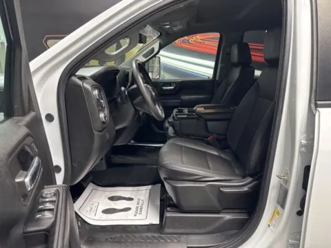 More photos of 2024 GMC Sierra 3500HD Pro at Seay Motors, KY