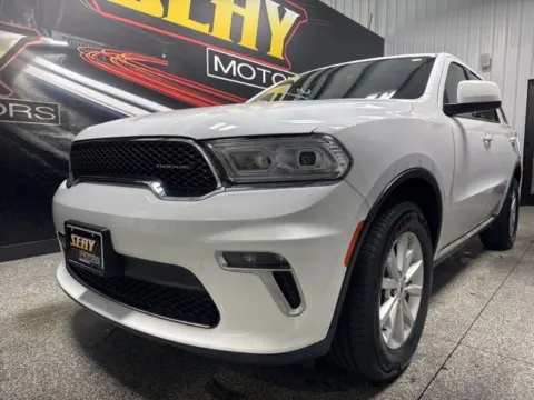 Photos of 2022 Dodge Durango SXT for sale in Mayfield, KY at Seay Motors
