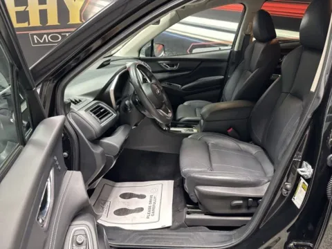 More photos of 2023 Subaru Ascent Limited at Seay Motors, KY