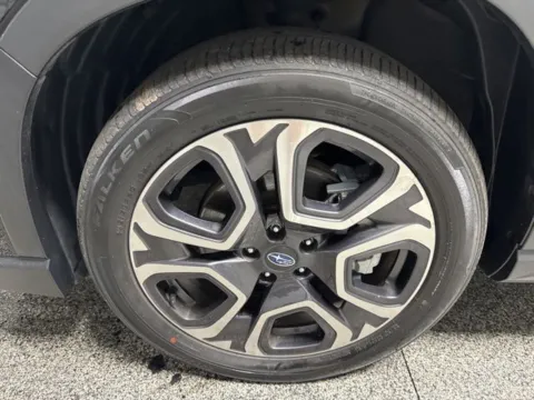 More photos of 2023 Subaru Ascent Limited at Seay Motors, KY