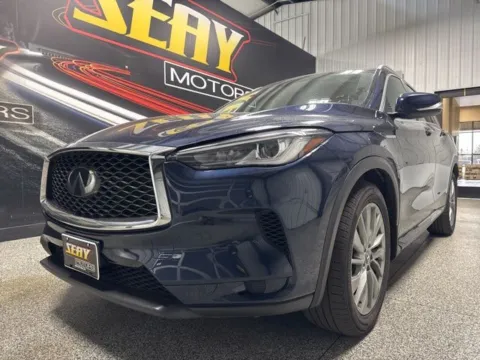 Photos of 2023 INFINITI QX50 LUXE for sale in Mayfield, KY at Seay Motors