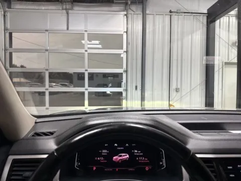 More photos of 2021 Volkswagen Atlas SEL Premium at Seay Motors, KY