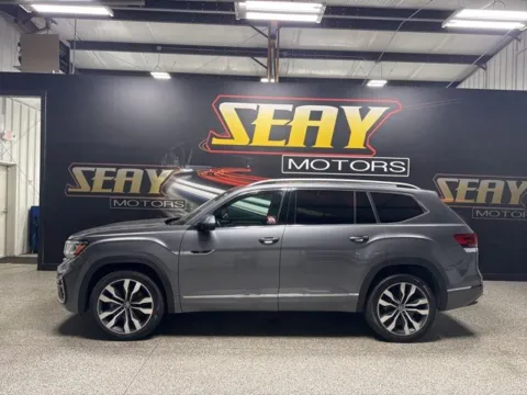 Another view of 2021 Volkswagen Atlas SEL Premium for sale in Mayfield, KY at Seay Motors