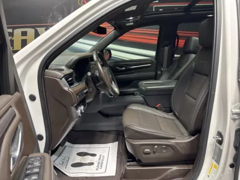 More photos of 2021 GMC Yukon XL Denali at Seay Motors, KY