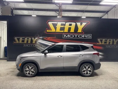 Photos of 2021 Kia Seltos EX for sale in Mayfield, KY at Seay Motors