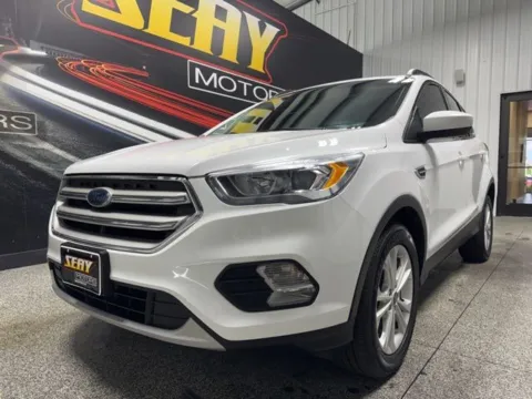 Photos of 2018 Ford Escape SEL for sale in Mayfield, KY at Seay Motors