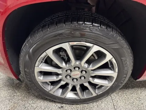 More photos of 2023 GMC Acadia Denali at Seay Motors, KY