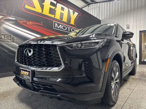 Photos of 2023 INFINITI QX60 PURE for sale in Mayfield, KY at Seay Motors