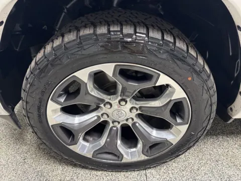 More photos of 2019 Ram 1500 Limited at Seay Motors, KY