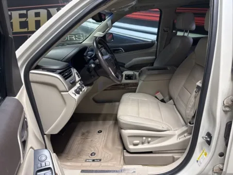 More photos of 2015 GMC Yukon XL Denali at Seay Motors, KY
