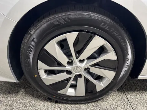 Another view of 2019 Nissan Altima 2.5 S for sale in Mayfield, KY at Seay Motors