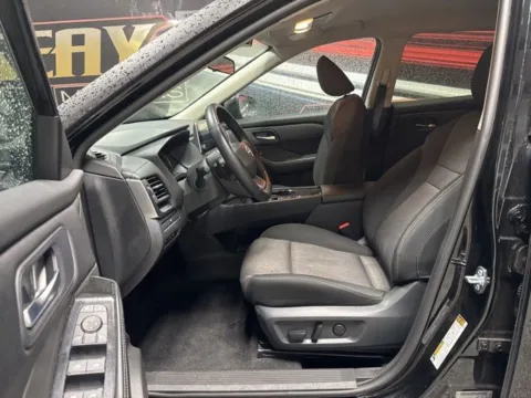 More photos of 2025 Nissan Rogue SV at Seay Motors, KY