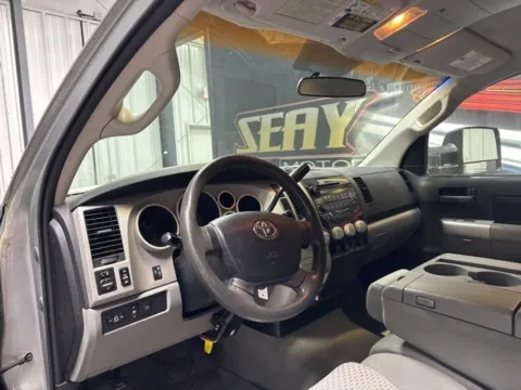 More photos of 2007 Toyota Tundra SR5 at Seay Motors, KY