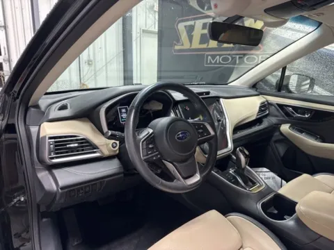 More photos of 2022 Subaru Outback Limited at Seay Motors, KY
