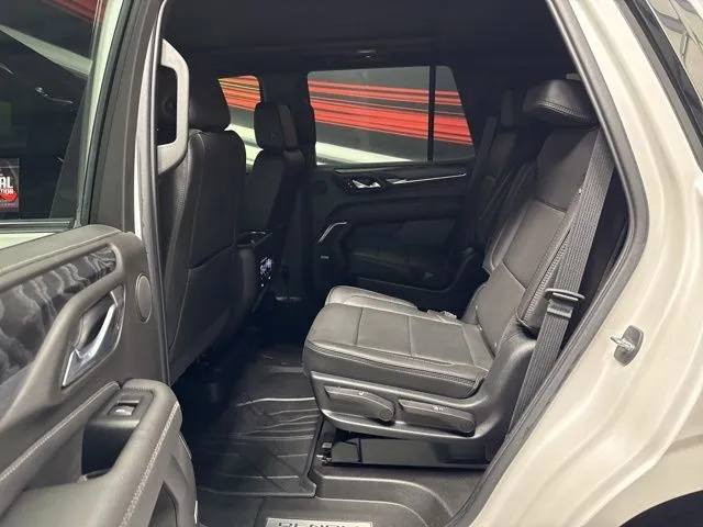 2021 GMC Yukon Denali - Photo 17