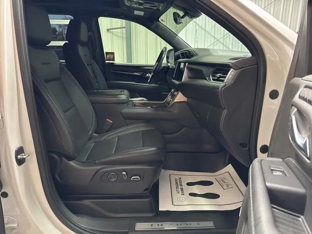 2021 GMC Yukon Denali - Photo 30