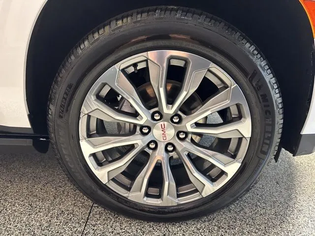 2021 GMC Yukon Denali - Photo 33