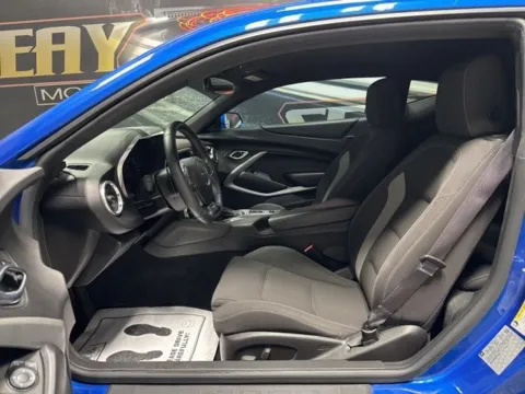 More photos of 2016 Chevrolet Camaro SS at Seay Motors, KY
