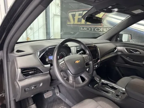 More photos of 2023 Chevrolet Traverse LT at Seay Motors, KY