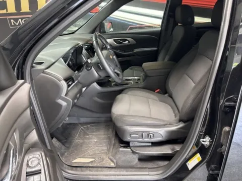 More photos of 2023 Chevrolet Traverse LT at Seay Motors, KY
