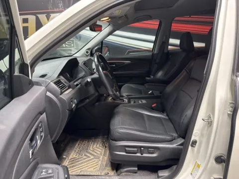 More photos of 2019 Honda Pilot EX-L at Seay Motors, KY