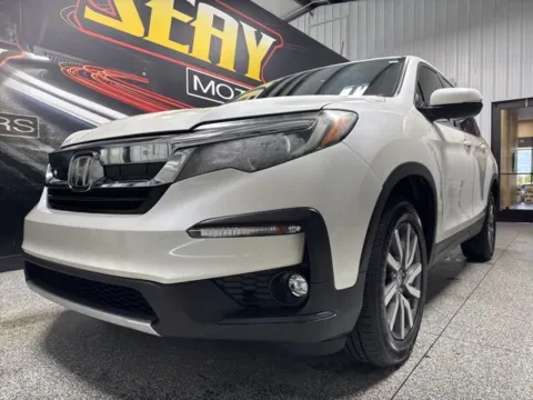Photos of 2019 Honda Pilot EX-L for sale in Mayfield, KY at Seay Motors