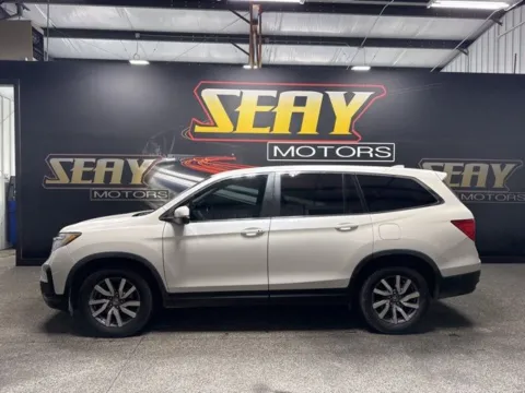 Photos of 2019 Honda Pilot EX-L for sale in Mayfield, KY at Seay Motors