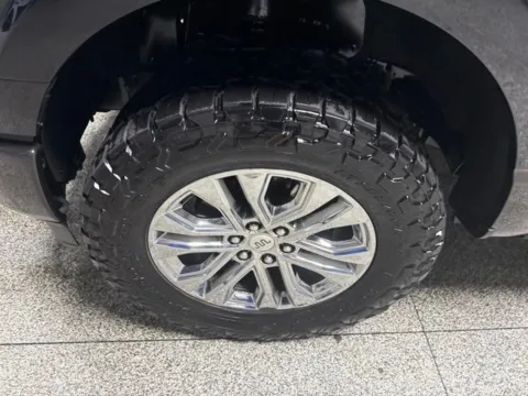More photos of 2024 Ford F-150 King Ranch at Seay Motors, KY