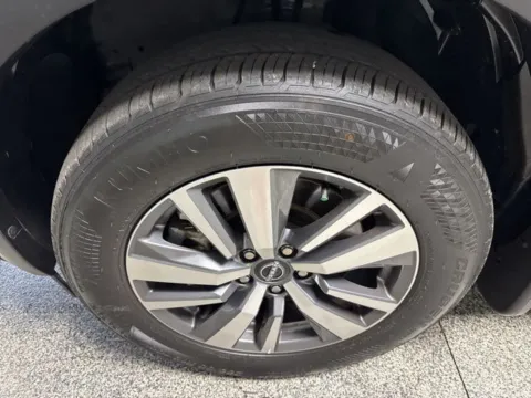 Another view of 2024 Nissan Pathfinder SL for sale in Mayfield, KY at Seay Motors