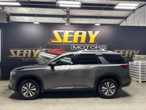 Another view of 2024 Nissan Pathfinder SL for sale in Mayfield, KY at Seay Motors