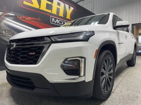 Photos of 2023 Chevrolet Traverse RS for sale in Mayfield, KY at Seay Motors