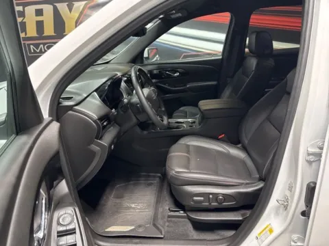 More photos of 2023 Chevrolet Traverse RS at Seay Motors, KY