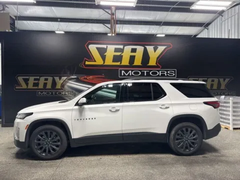 Photos of 2023 Chevrolet Traverse RS for sale in Mayfield, KY at Seay Motors
